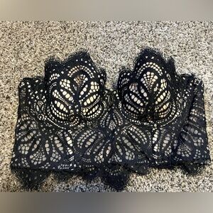 Victoria's Secret Lined multi-way multi position double-32B